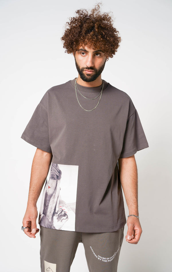 Gray T-shirt with artwork print picture