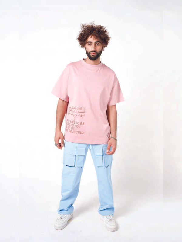 Camiseta rosa con cita estampada